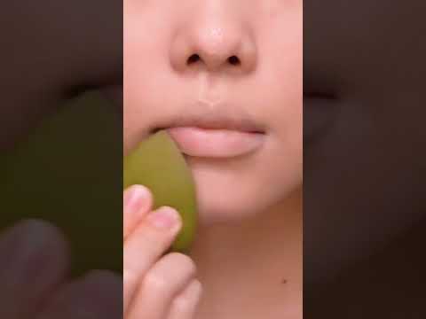 #Shorts Lips Hack #beauty #lipstick