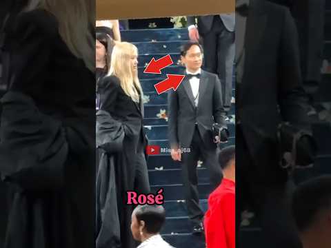 Rosé doesn't need anyone's support 😎🤣 #rosé #funny #fypviralシ #ytshorts @roses_are_rosie