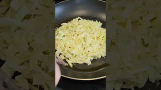 How to Make Okonomiyaki (Recipe)/Japanese pancakes #okonomiyaki #Japanesefood #shorts