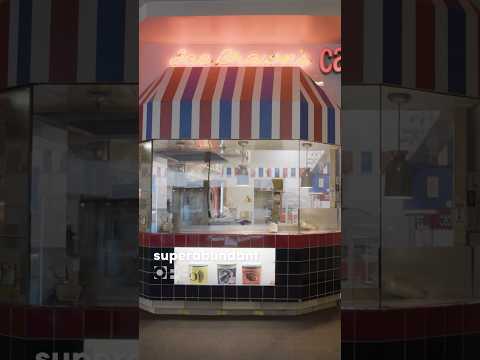 Joe Brown's Carmel Corn: A 64-Year Legacy of Flavor and Community at Portland's Lloyd Center🍿