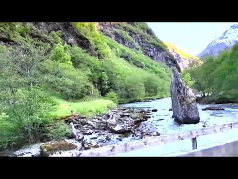 Bladee piano instrumental played over clips of Norway
