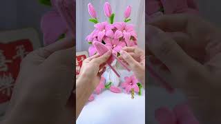 一起来做百合花吧我的手工作品 母亲节手工  手工diy 扭扭棒的100种玩法 扭扭棒手工