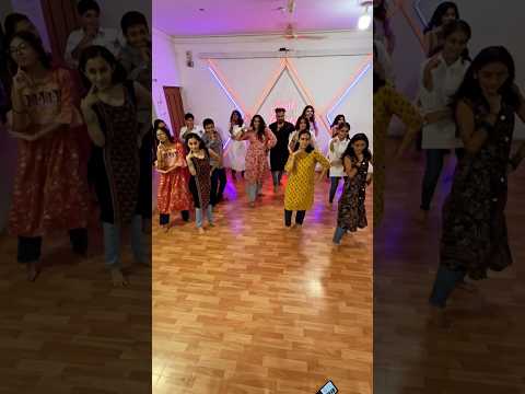 Shaky 🙂‍↔️🥰 #shaky #newsong #marathi #marathisong #trending #dance #sanjurathod