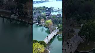 上有天堂下有苏杭，开春来苏州一定要去石湖，这里的景色胜西湖，你觉得呢？#周末去哪玩#石湖景区 #慢下来看世界 #江南水乡美如画 #杭州西湖