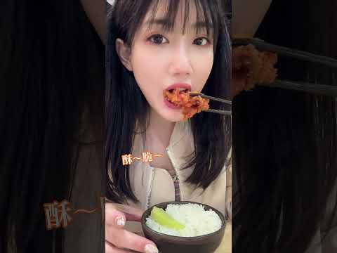 Mini vlog：台北美食｜信義區餐廳推薦．酸辣夠味的刁民酸菜魚！｜Lilla 梨柆