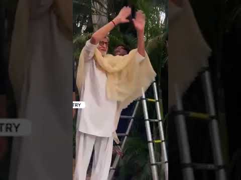 Amit ji and Abhishek, Sunday’s Darshan at Jalsa! 3.09.2023 #amitabhbachchan