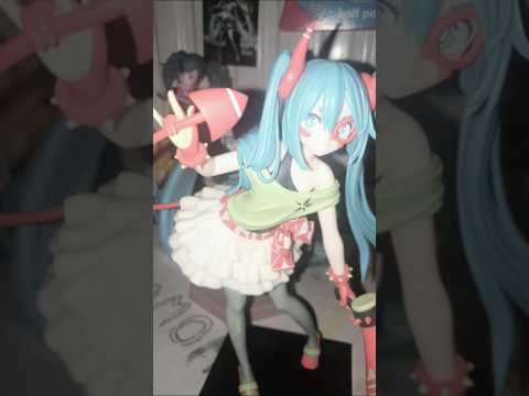 Spent over £200 at a convention worth it for Miku tho#miku#liverpool#vocaloid#poor