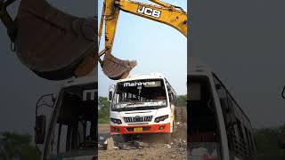 JCB Excavator crushing Mahindra Bus #viralvideo2025 #jcbcrushing #jcbvideo #viralcarvideo