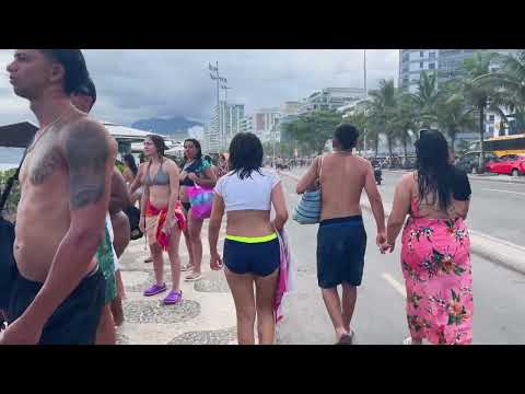 Sunday Walking on the Ipanema and Leblon Beaches: The Most Expensive Area of Rio de Janeiro