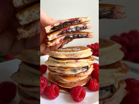Chocolate Filled Raspberry Pancakes😍 #pancakes #breakfast #breakfastideas