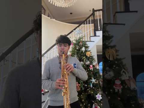 Happy Holidays!! #violin #concerto #classicalmusic #musician #saxophone #mendelssohn #happynewyear