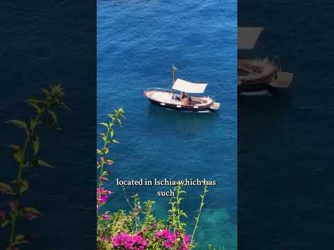 Let us introduce you to our favorite hidden gem on Capri's cooler neighbor, Ischia ;)⁠ ⁠