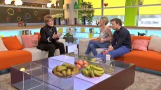 Katrina Leskanich and Peggy Lee on 'What's Cooking' Channel 4