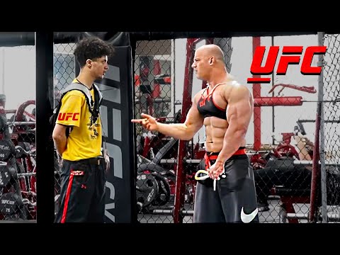 Pressing UFC Gym Fighters!