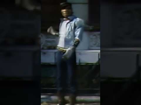 a remix of Grandmaster Flash the message. #grandmasterflash #80shiphop #gfunk#oldschoolhiphop