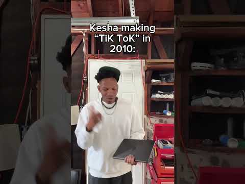 Kesha making “Tik Tok” in 2010 #relatable #tiktok #kesha