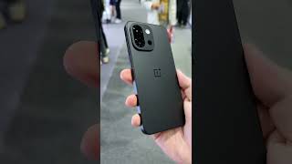 Why think so much? OnePlus 13T is the small straight-screen phone with the best performance