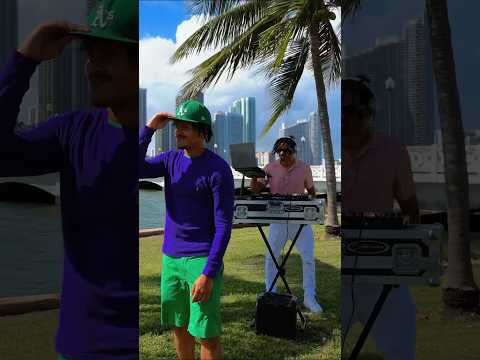 Miami Artist WavyTeach in the Spotlight