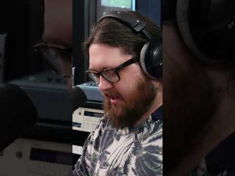 Rapper tries making electronic music