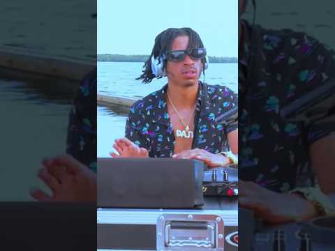 Crazy Transitions in this DJ Mix 🔥