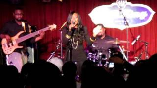 Kameelah Williams of 702- Rain (SWV) @ BB King, NY