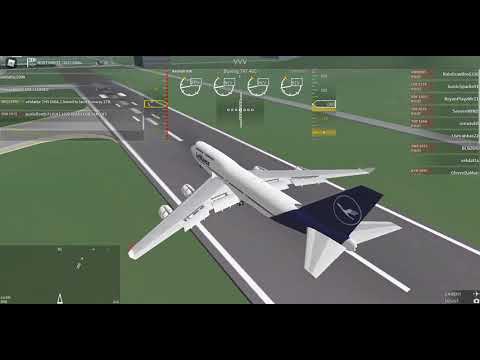 Casual 747 landing which was Hella butter with a330 landing on the other runway (Flight line Roblox)