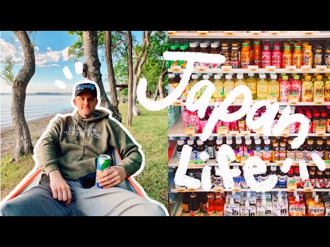 TRYING JAPANESE VENDING MACHINES & CONVENIENCE STORE FOOD! MISAWA, JAPAN