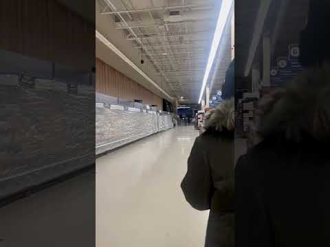 Grocery Store Loses Power