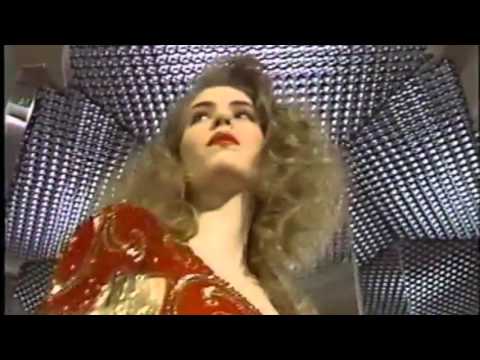 Dystopian Chic - ボーナスで『FRIDAY SHOPPING』