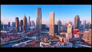 当第一缕朝阳刺破云层，洒向海河与欧式建筑，金色晨光染亮建筑尖顶，整座城都苏醒了！#SCO2025 #天津 #津湾广场
