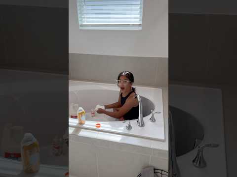 Mom catches daughter making SLIME in the tub 😱 #shorts