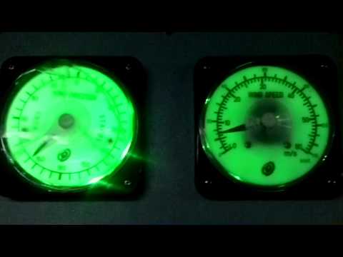 SHIP ANEMOMETER  DISPLAY IN NIGHT