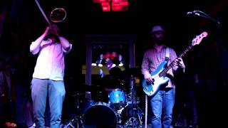 Elephant Wrecking Ball: Nose Whacks [HD] 2013-06-19 - New Haven, CT