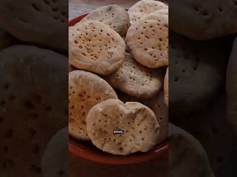 What is Ship's Biscuit? #history #navy #sailor #historicalcooking