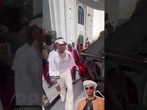 Wizkid walking step needs to be Trademarked 😂❤️ #wizkid #afrobeat #singer #fyp