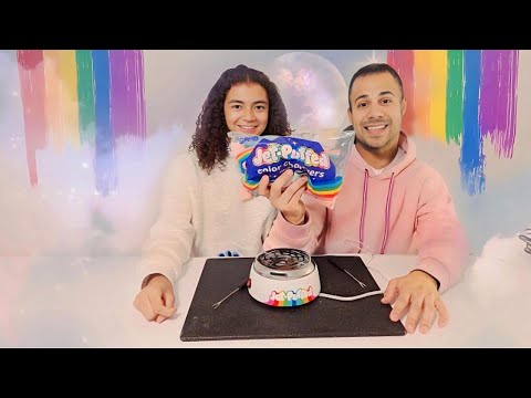 Color changing marshmallows