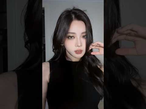 dark feminine makeup 🖤 #makeup #shorts #douyin