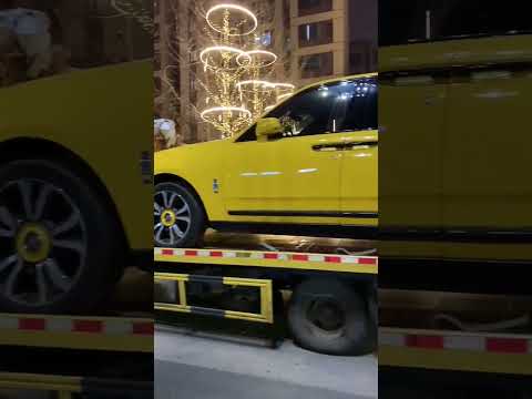 Ulra Luxury SUV with yellow exterior | whoz like the color