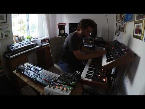 Live Electro Improv - Tom Cawley - False 9