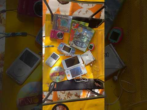 “less”-phone summer  #gaming #techretro #shorts #nophonesummer #nostalgia #y2k