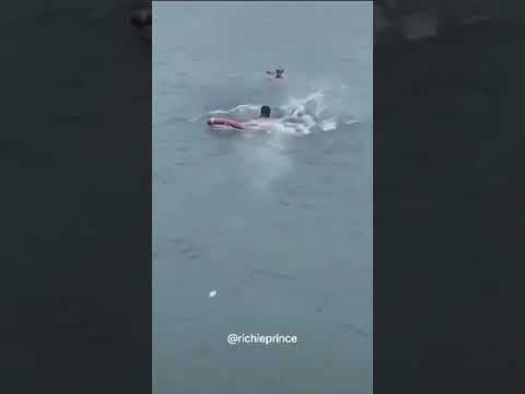 Chinese veteran rescues a drowning man #china #heroic #rescue