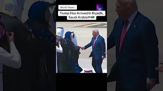 US president arrives in Saudi Arabia, meets MBS
