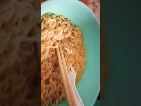 Eat en up while u have a chance"