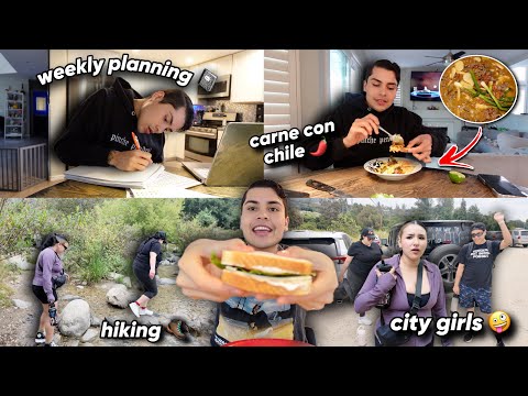 City Girls Go Hiking!!