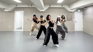 X:IN(엑신) - 'Attention seeker' Dance Practice Mirror