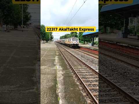 12317 Akal Takht Express Running Status #shorts #viral #trending #train #youtubeshorts