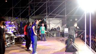 Sud Sound System. Tok..live 2011