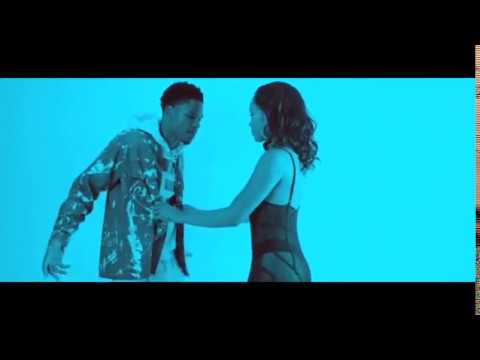 Malachiae (Chiae) Warren - Bounce It