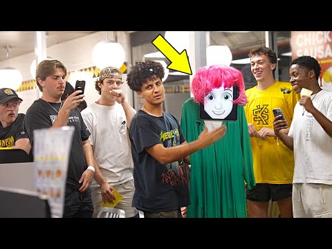 Dating a Robot Girlfriend!