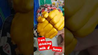 Sunny is drinking the milk with kind papa🍼 #baby #babieztv #cute #babyz #babiez #cutebaby #funny